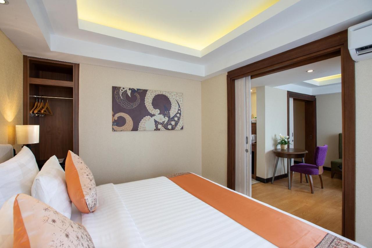 Sahid Raya Hotel & Convention Yogyakarta Maguwo Exterior photo