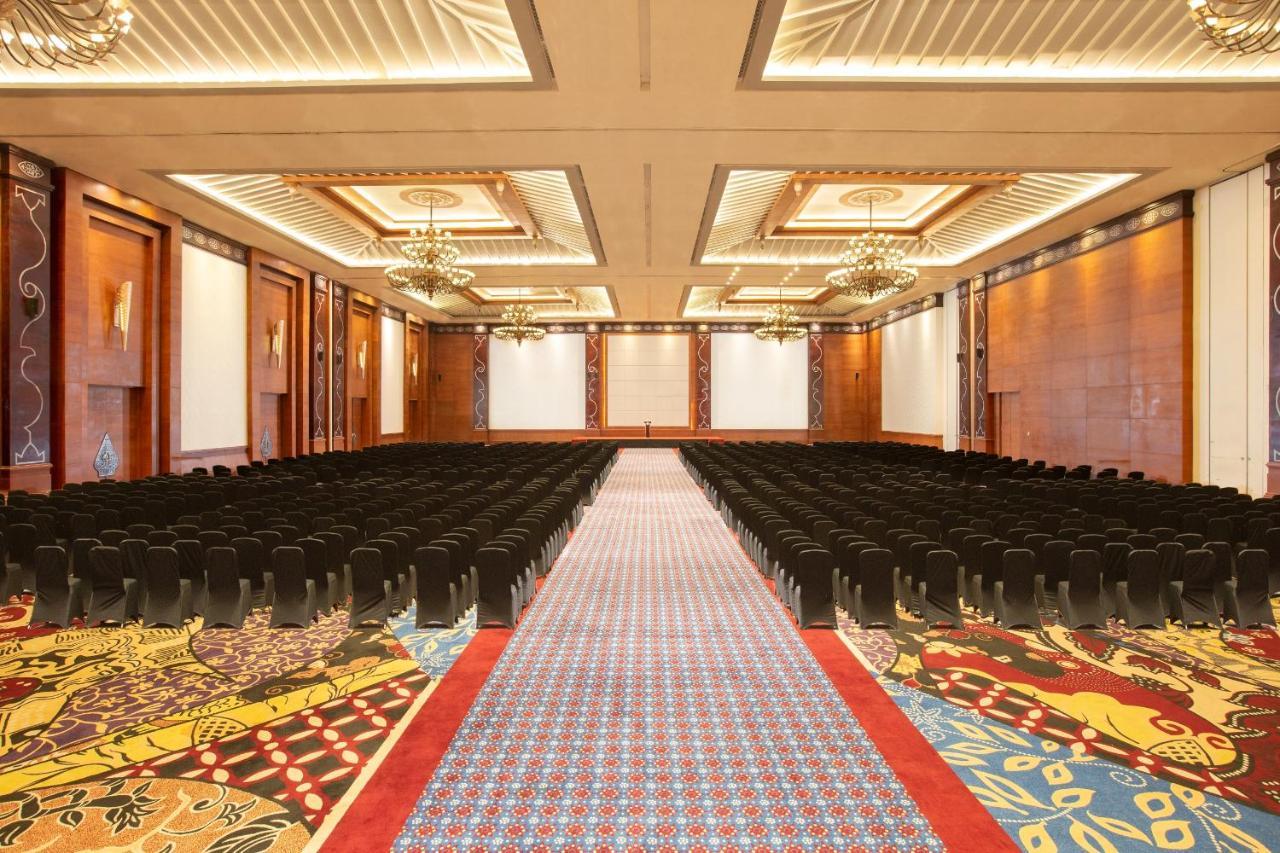 Sahid Raya Hotel & Convention Yogyakarta Maguwo Exterior photo
