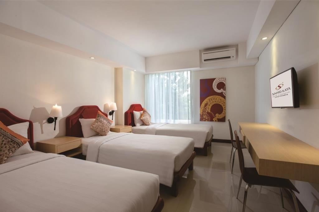 Sahid Raya Hotel & Convention Yogyakarta Maguwo Exterior photo