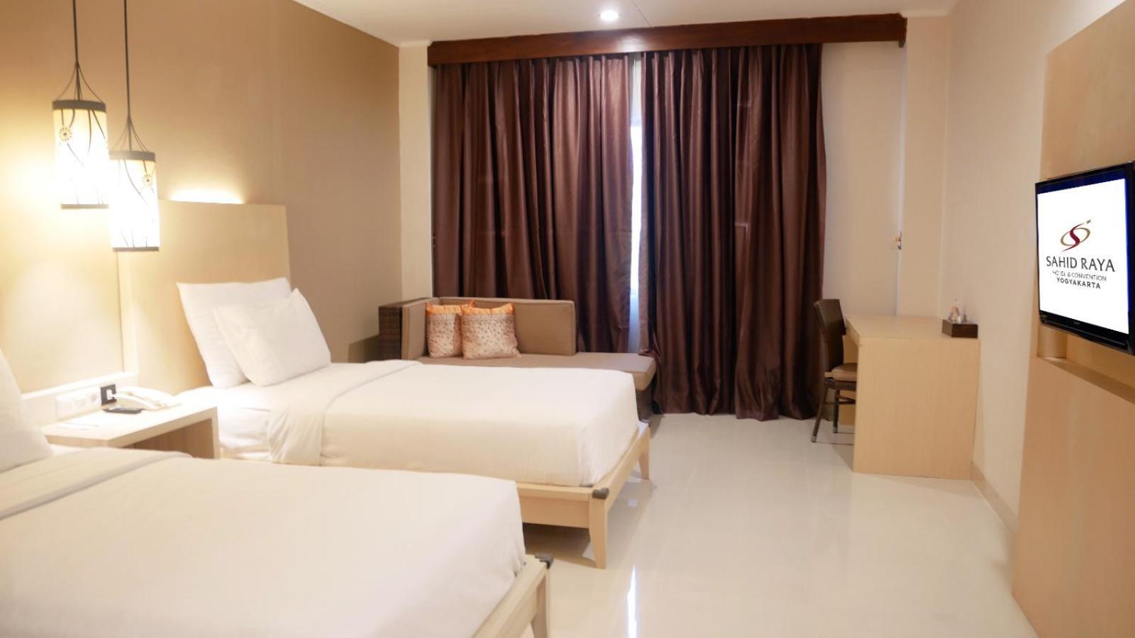 Sahid Raya Hotel & Convention Yogyakarta Maguwo Exterior photo