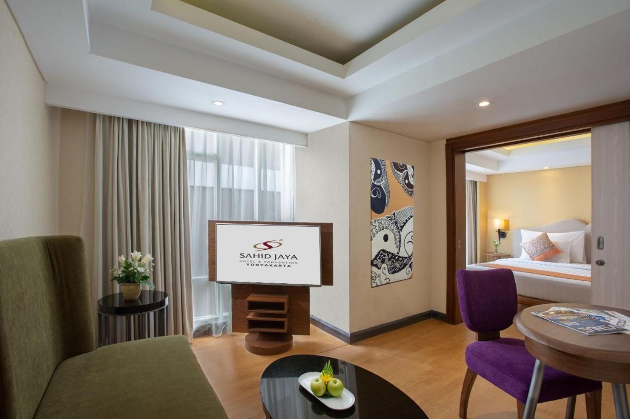 Sahid Raya Hotel & Convention Yogyakarta Maguwo Exterior photo
